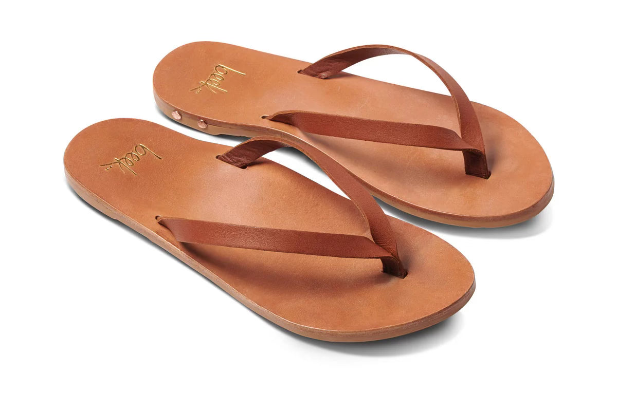 Beek Seabird Leather Thong Sandal in Tan