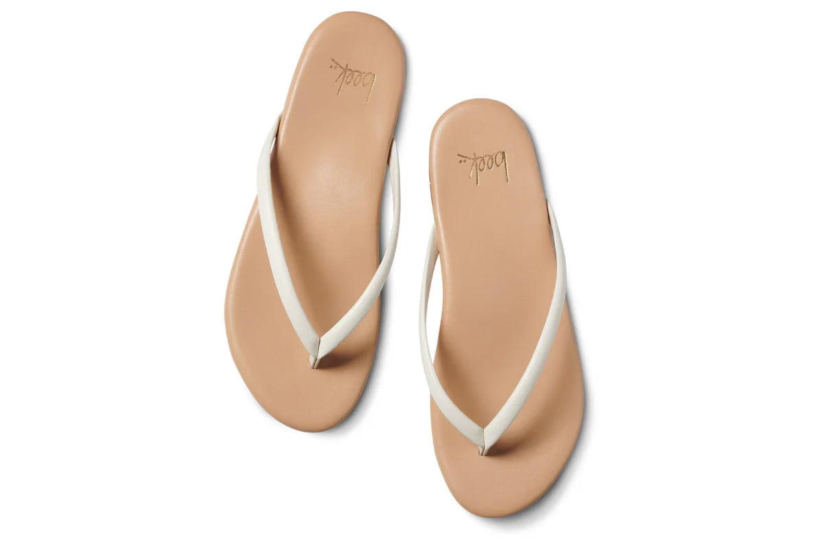 Beek Sunbeam Leather Flip Flop Sandal in Vanilla/Beach